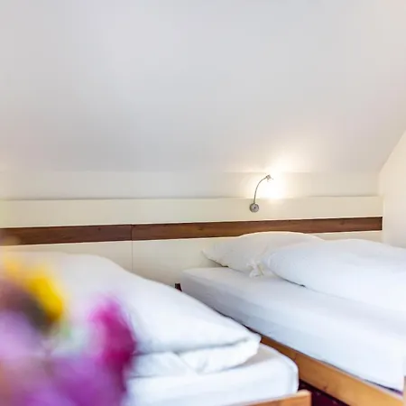 Gaestehaus Guehring 3*