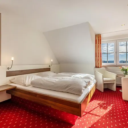 Konukevi Gaestehaus Guehring 3*