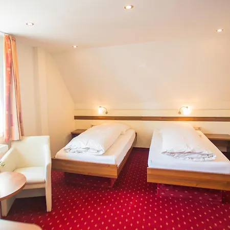 Konukevi Gaestehaus Guehring 3*